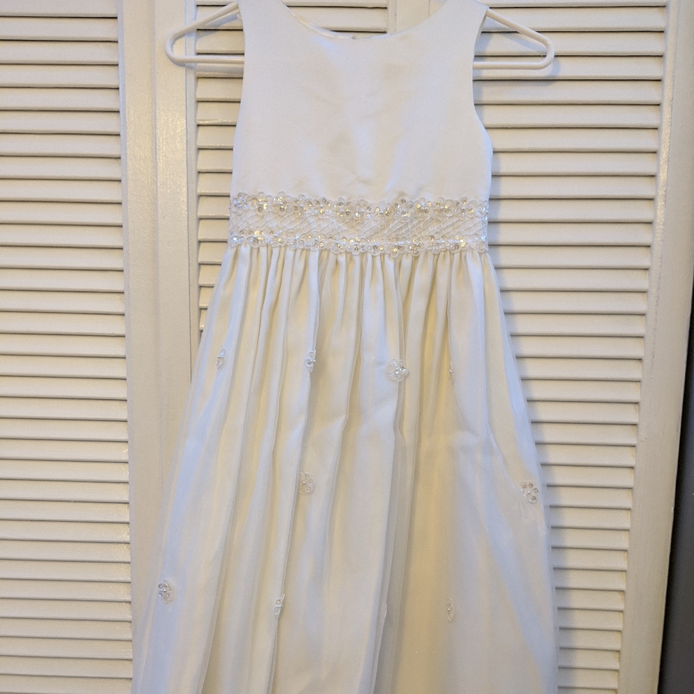 Girls dress size 8